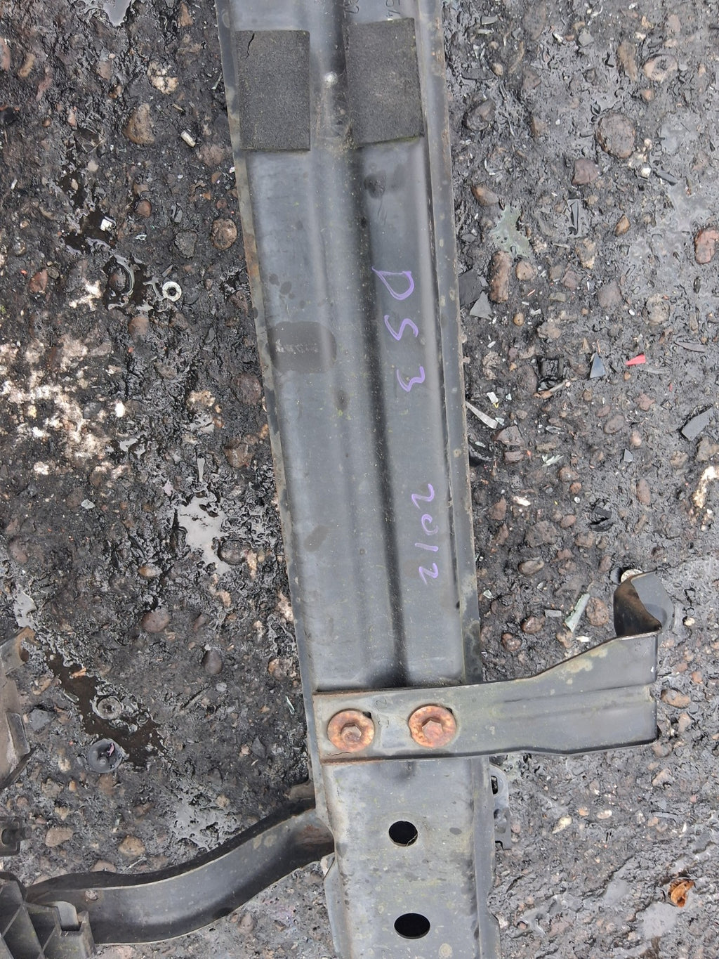 2012 CITROEN DS3 3 DOOR FRONT BUMPER CRASH BAR REINFORCEMENT BAR