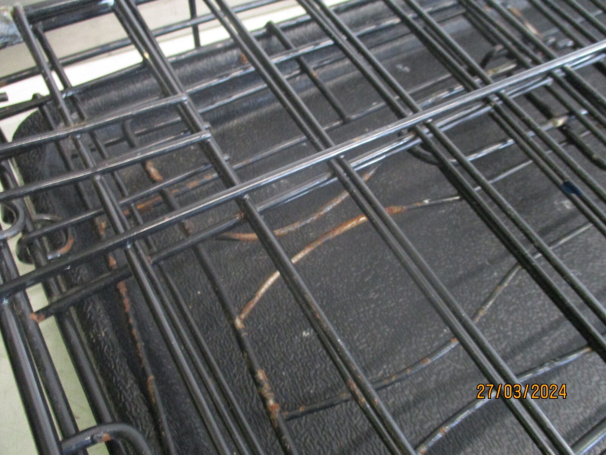 UNBRANDED METAL DOG GUARD CAGE BOX REMOVABLE TRAY 60x50x43 cm