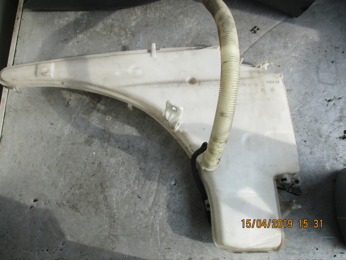 BMW 3 SERIES E90 WINDSCREEN WASHER BOTTLE LIQUID TANK 712423114