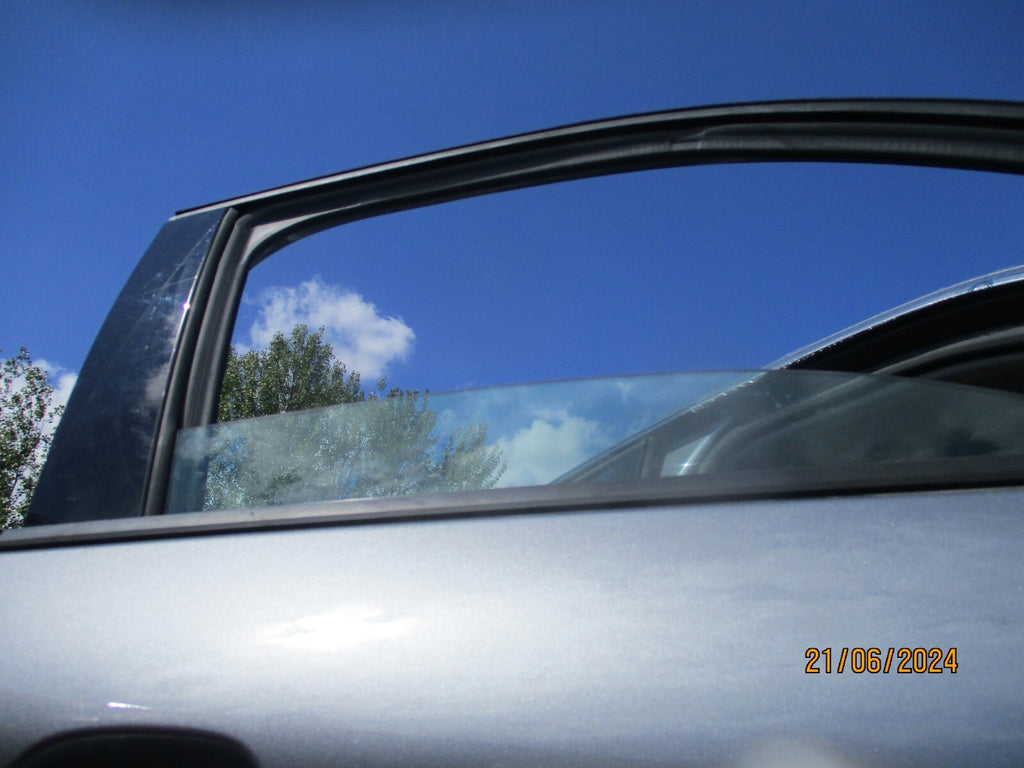 VAUXHALL MOKKA B MK2 2022 OSF DRIVER SIDE FRONT WINDOW GLASS