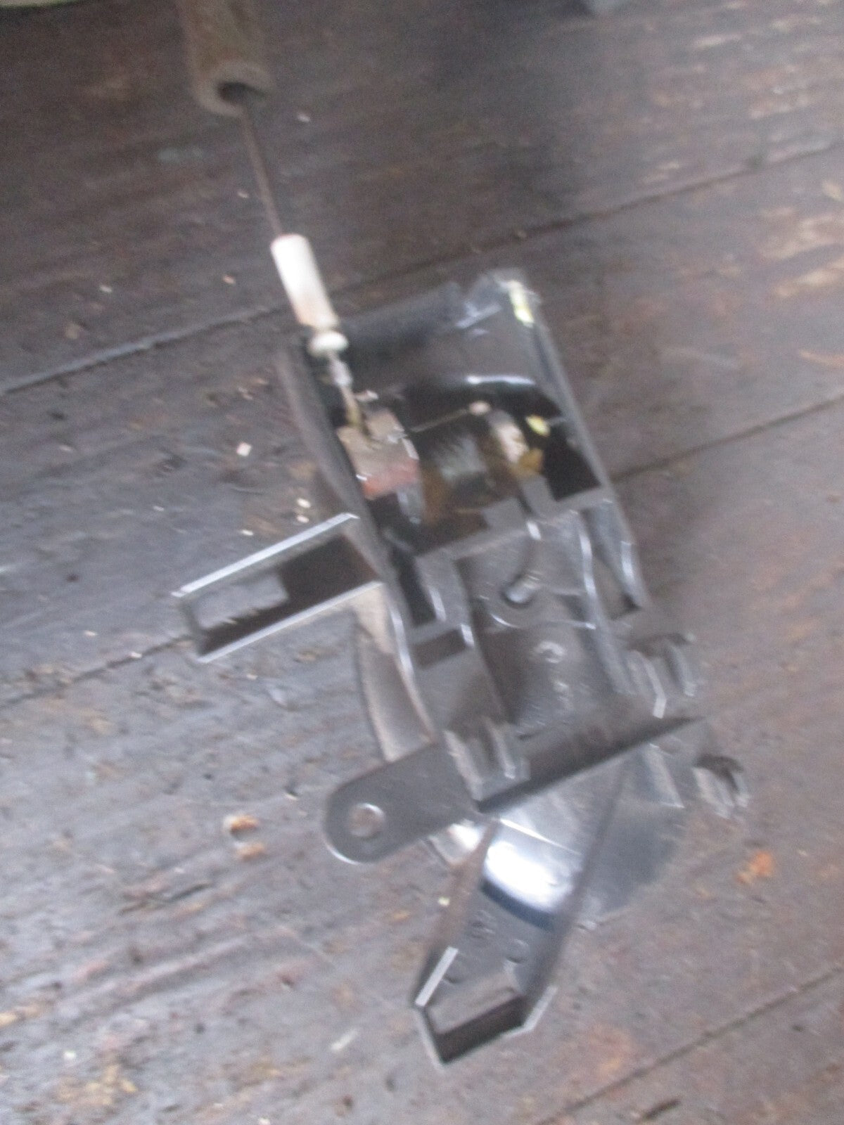 NISSAN JUKE  2014-2018 CAR LOCK MECHANISM & HANDLE OSF DRIVER SIDE FRONT