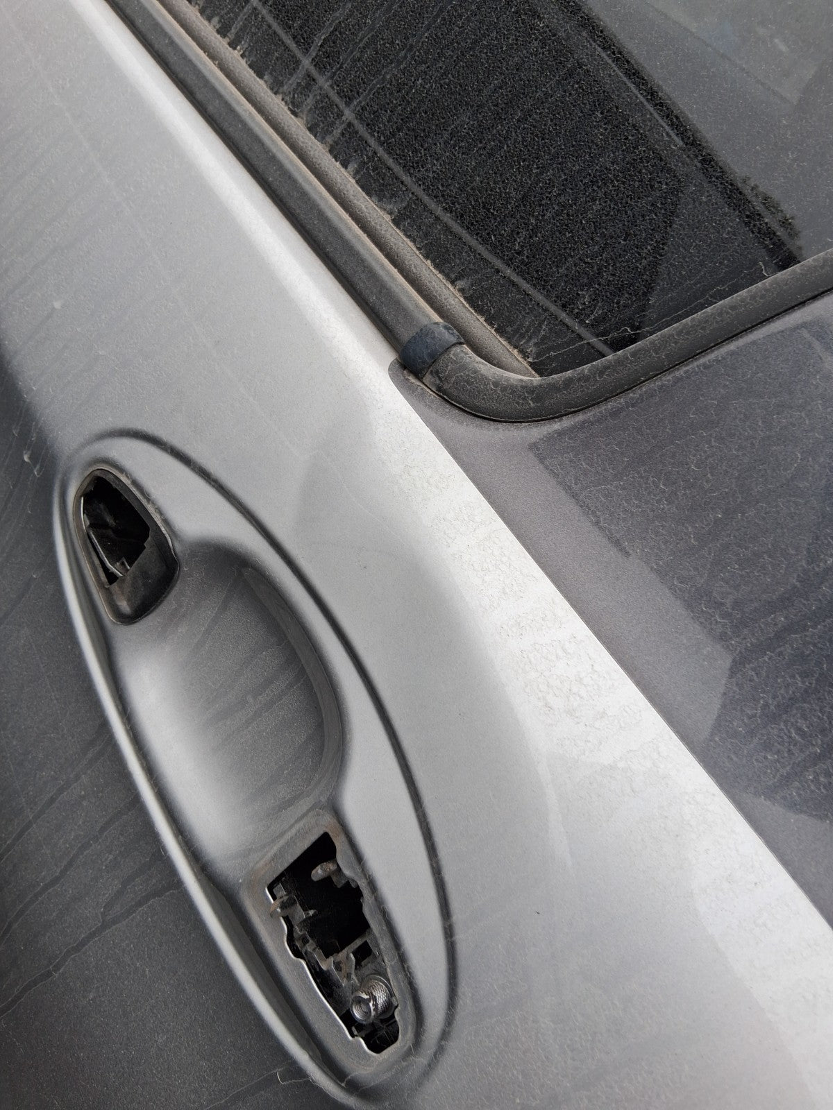 TOYOTA YARIS MK3 2019 NSR PASSENGER SIDE REAR BARE DOOR SILVER 2SN