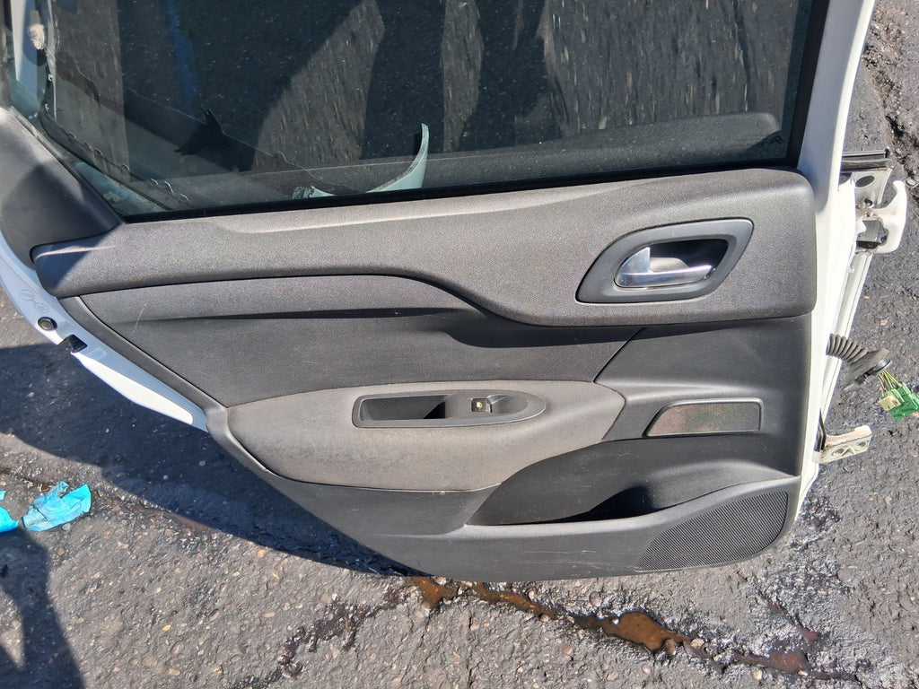 2013 CITROEN C4 MK2 NSR PASSENGER SIDE REAR LEFT COMPLETE DOOR WHITE
