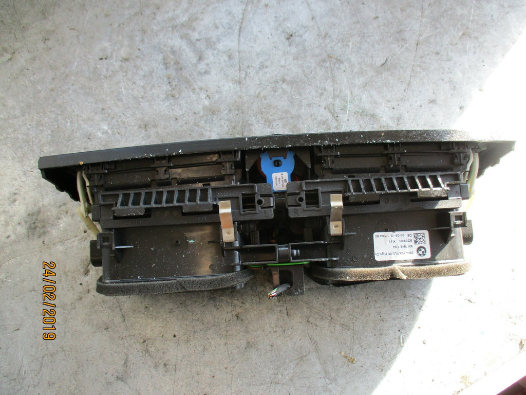 BMW 1 SERIES F20 F21 CENTRE DASHBOARD AIR VENTS 931794504