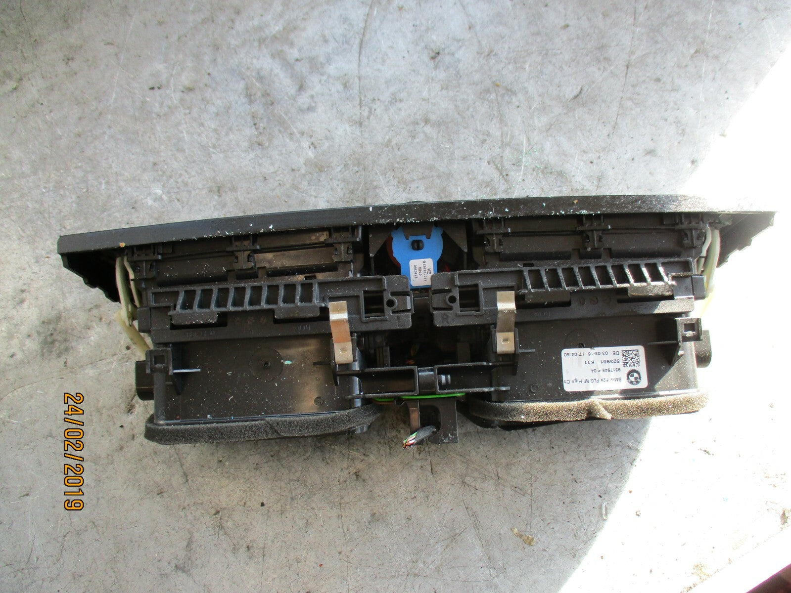 BMW 1 SERIES F20 F21 CENTRE DASHBOARD AIR VENTS 931794504