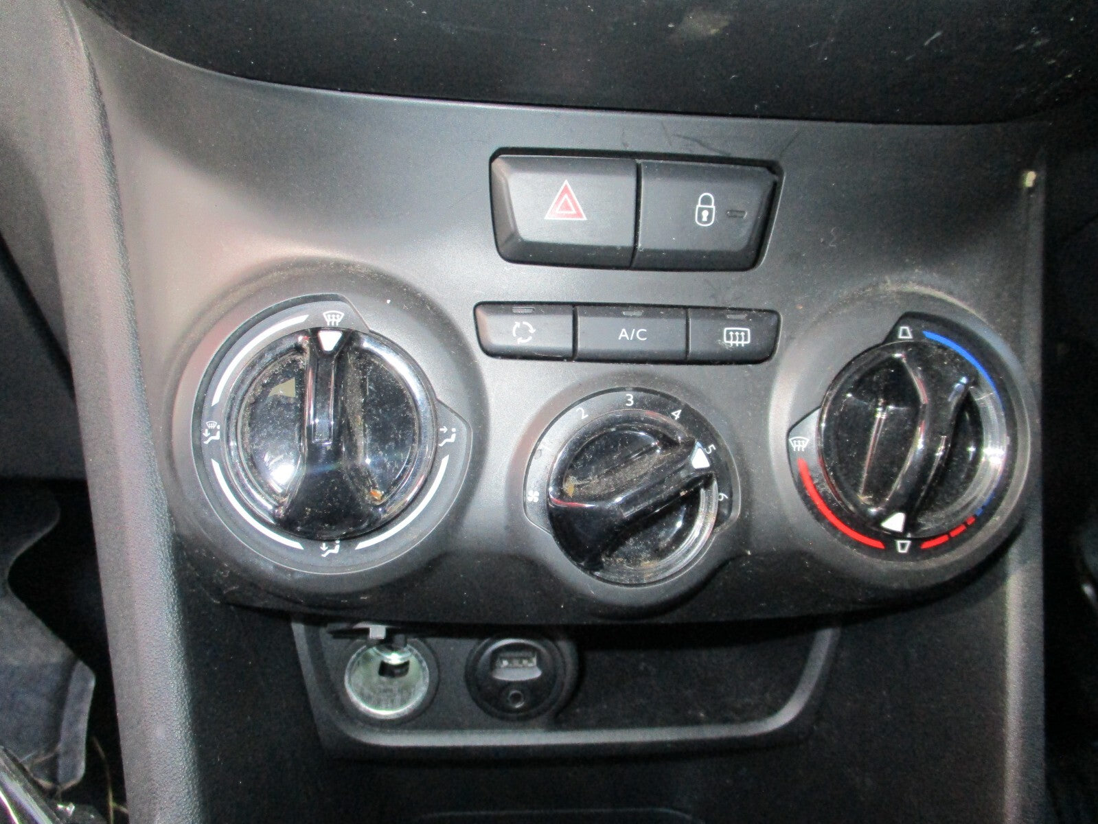 PEUGEOT 208 2017 HEATER AC CLIMATE CONTROL SWITCH PANEL