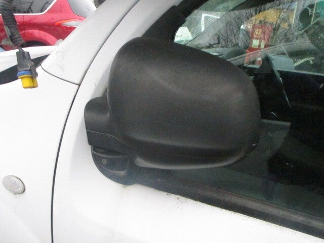 2018 MERCEDES-BENZ CITAN W415 NS PASSENGER SIDE MANUAL FOLD WING MIRROR BLACK