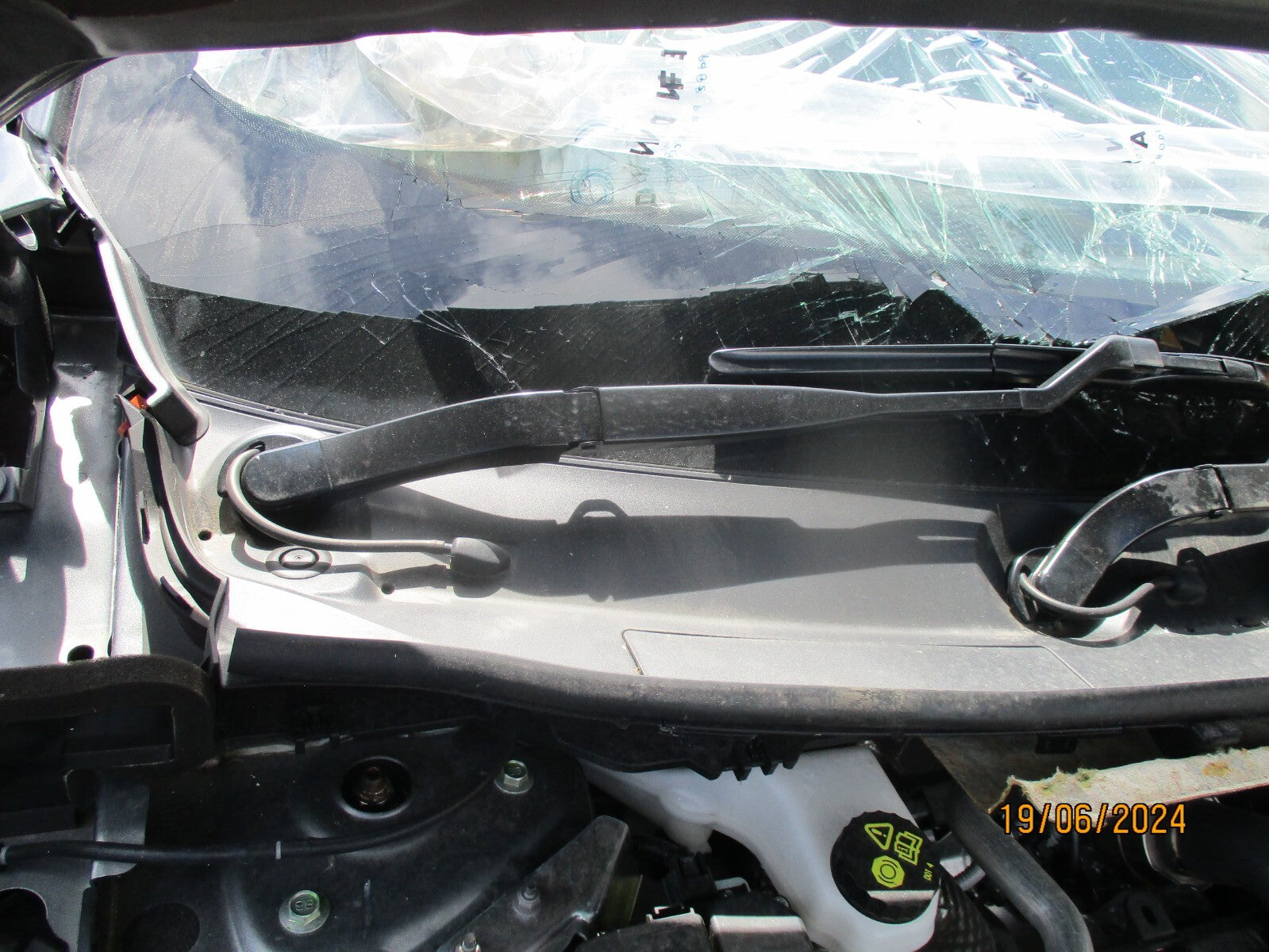 NISSAN QASHQAI J12 MK3 2023 FRONT WINDSCREEN WIPER MOTOR LINKAGES