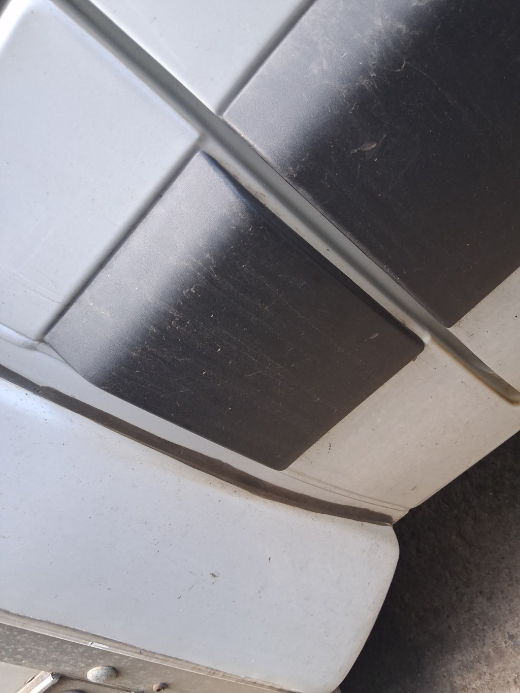 2024 RENAULT MASTER MK3 OSF DRIVER SIDE FRONT DOOR TRIM MOULDING