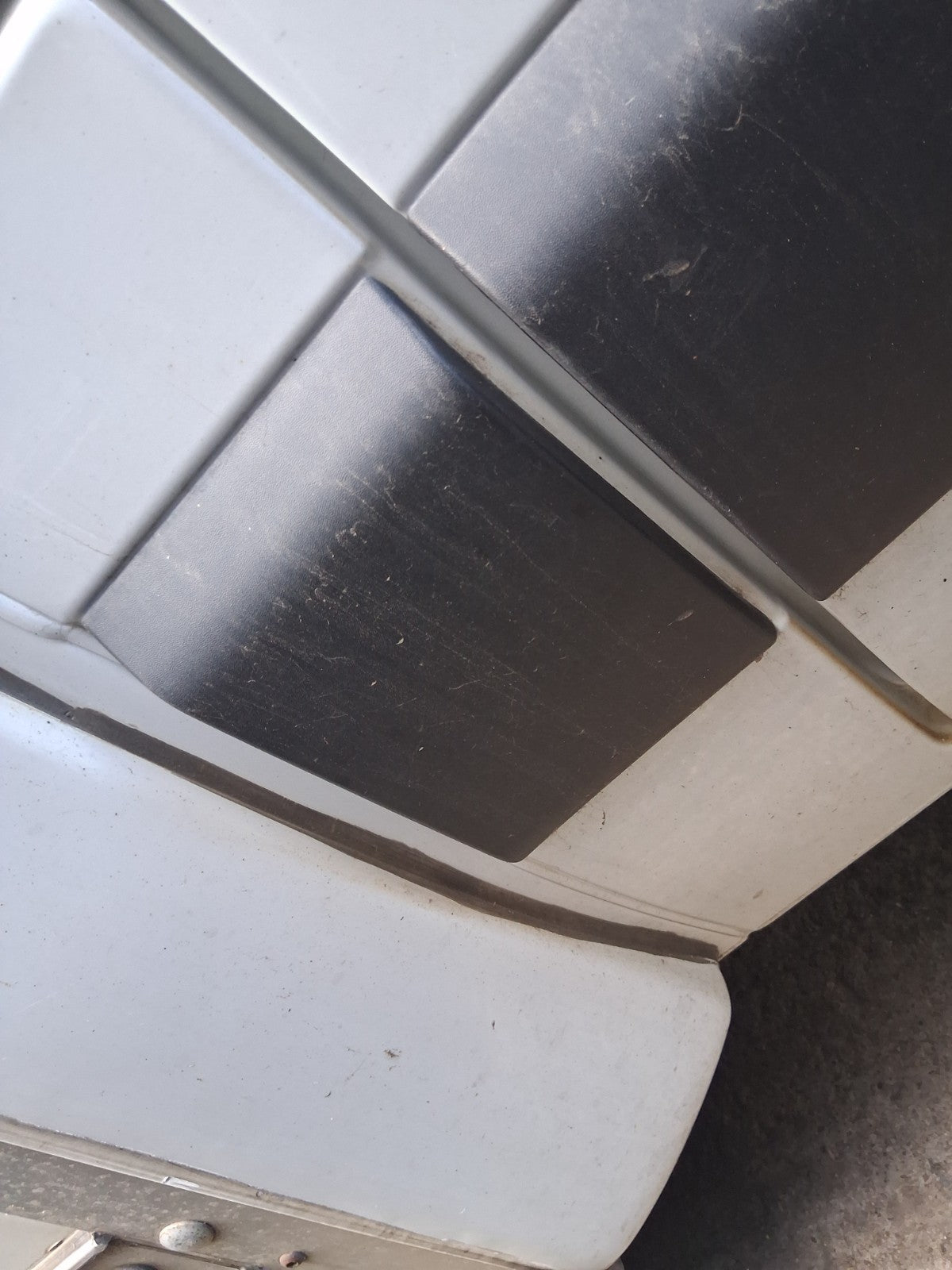 2024 RENAULT MASTER MK3 OSF DRIVER SIDE FRONT DOOR TRIM MOULDING