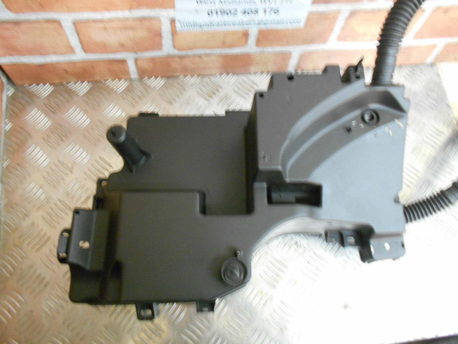 CITROEN C5 2005 FUSE BOX TRAY & LOOM COVER PIPE 9632653580
