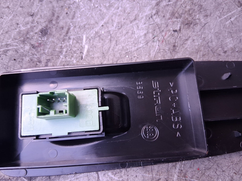 2021 PEUGEOT BOXER MK3 NSF PASSENGER SIDE FRONT WINDOW CONTROL SWITCH 0735676519