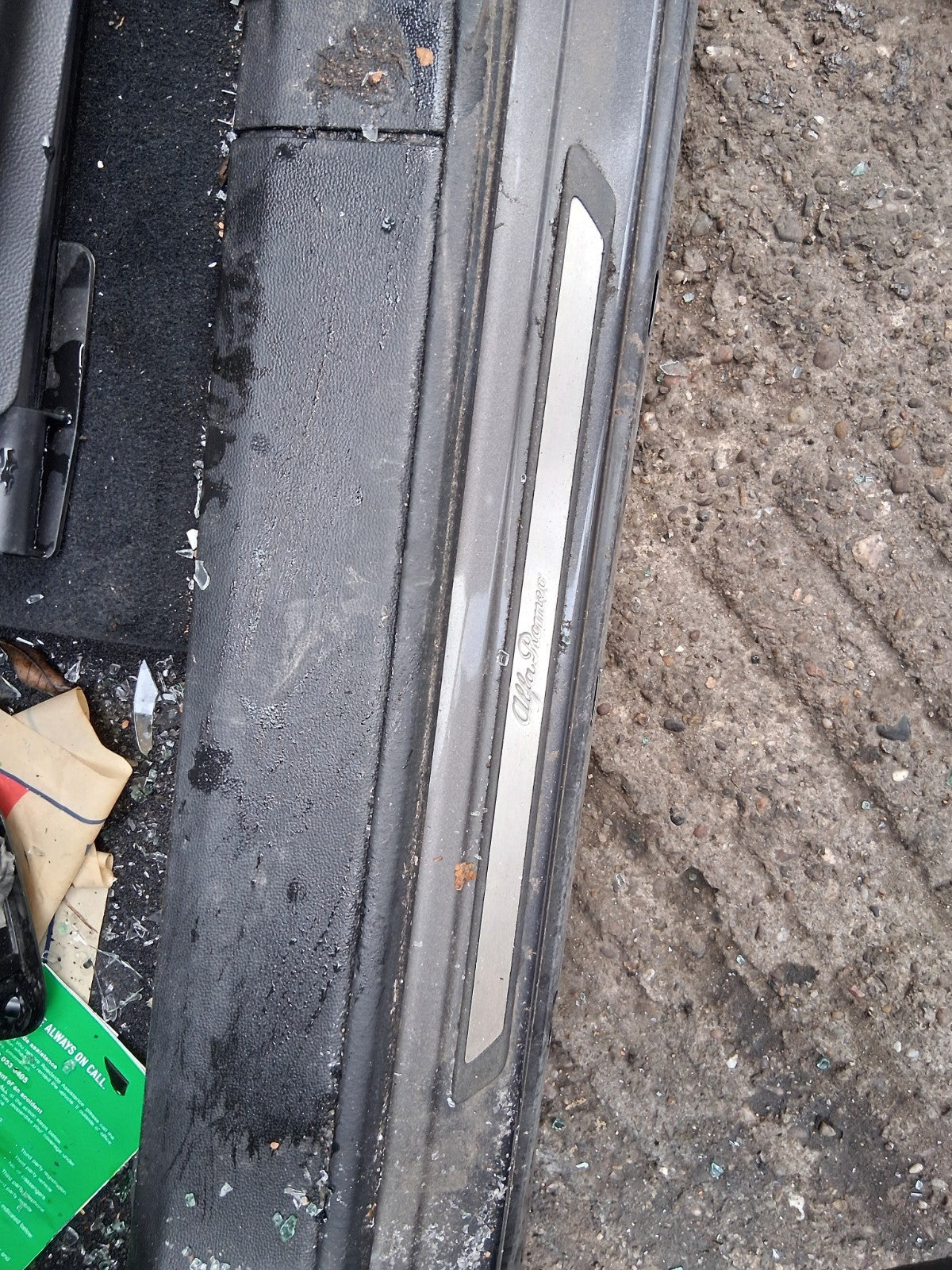 2022 ALFA ROMEO STELVIO 949 4Q NSF PASSENGER SIDE FRONT LEFT DOOR SILL STEP TRIM