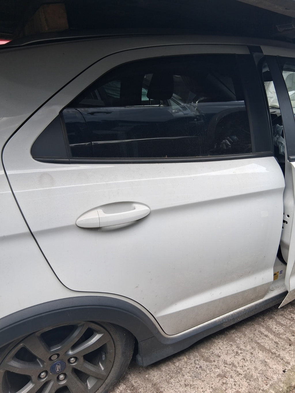 2018 FORD KA + PLUS MK3 HATCHBACK OSR DRIVER SIDE REAR BARE DOOR WHITE