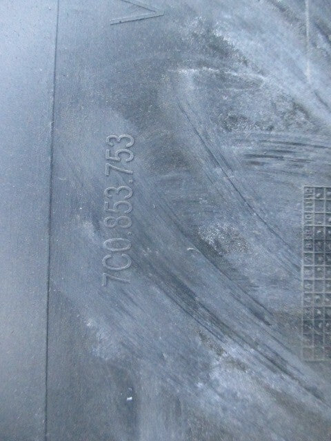 VOLKSWAGEN 2021 CRAFTER NSR PASSENGER SIDE REAR LEFT TRIM MOULDING 7C0853753