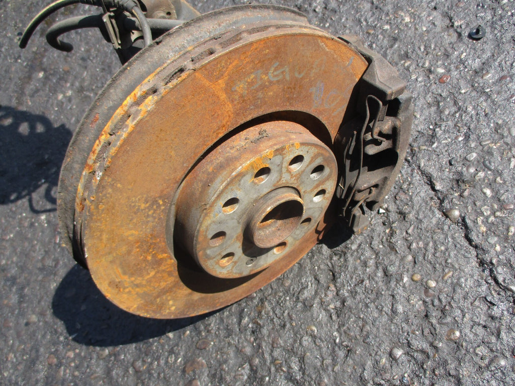 VW VOLKSWAGEN TIGUAN MK1 2015 2.0 DIESEL DRIVER SIDE LEG CALIPER SHOCK