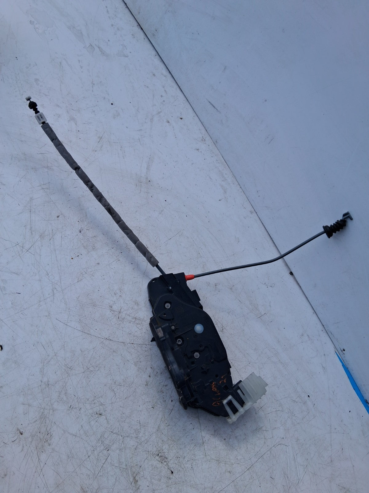 2021 MERCEDES A CLASS NS NEAR LEFT PASSENGER SIDE DOOR LOCK LATCH A0997303101