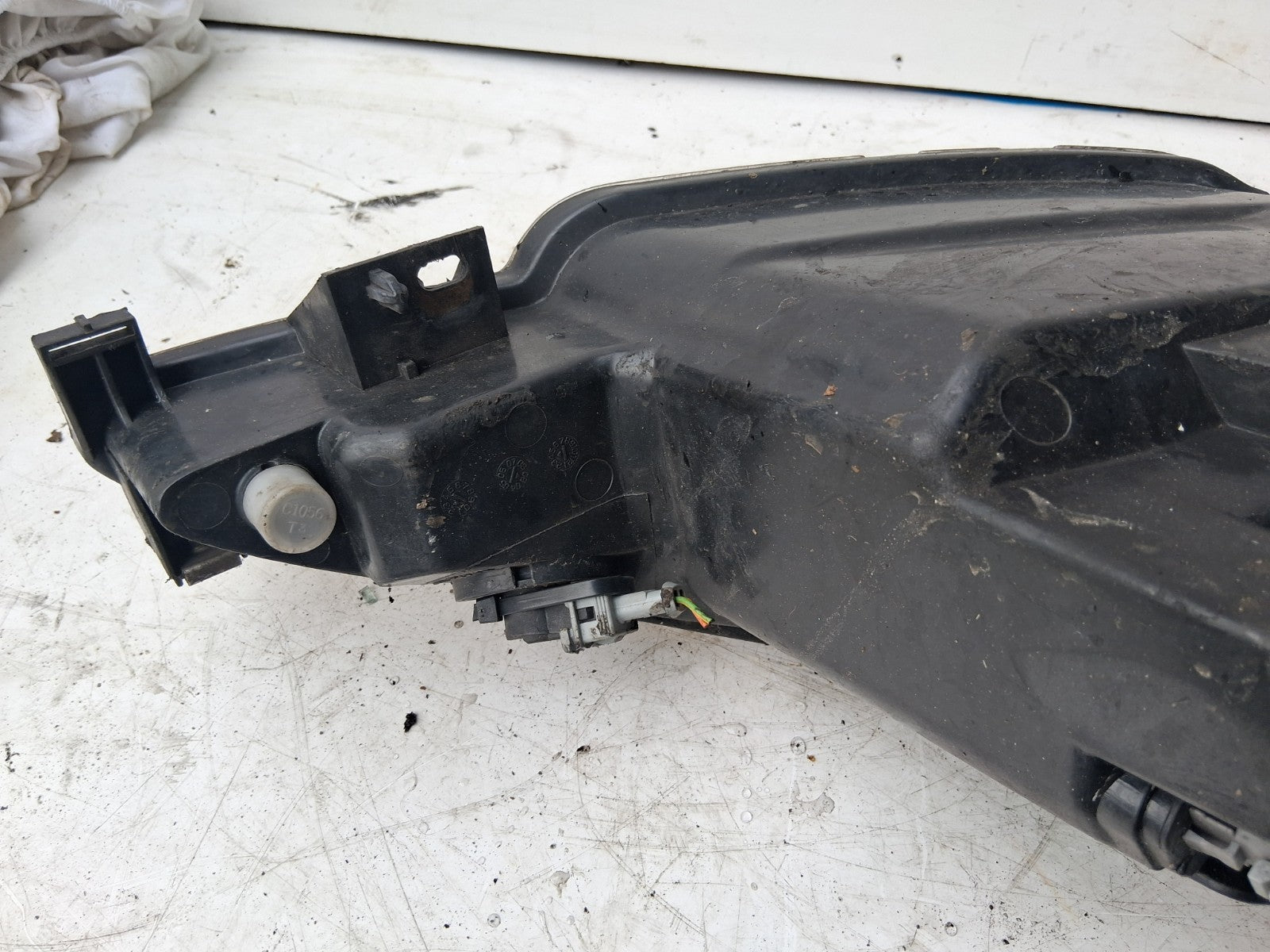2005 PEUGEOT 206 NSF PASSENGER SIDE FRONT LEFT HEADLIGHT HEADLAMP 9630869680