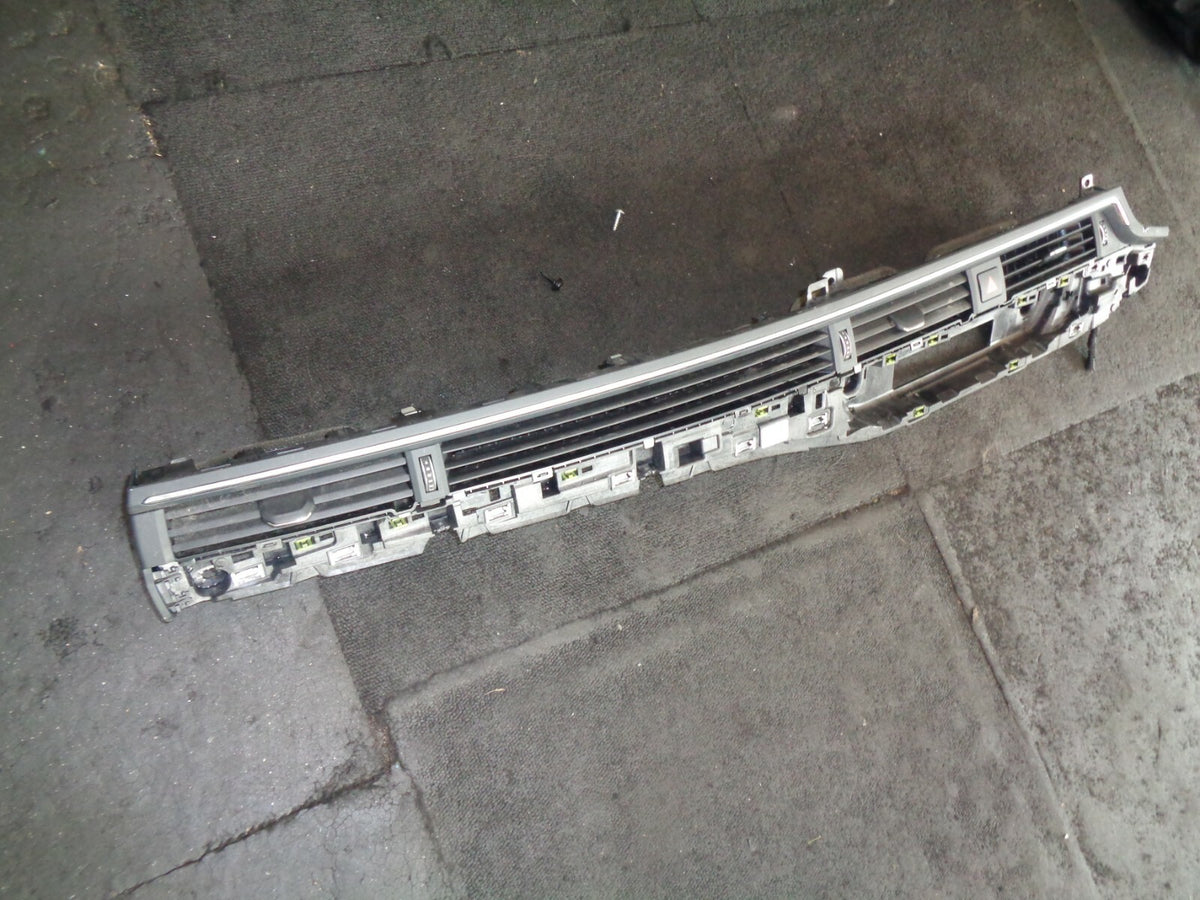 AUDI A5 2017 MK2 8W6 5 DOOR DASHBOARD AIR VENT CENTER 8W2820902