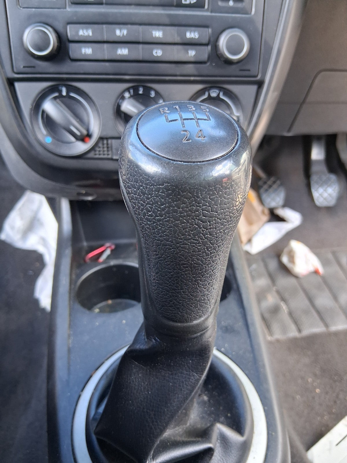 2011 VW VOLKSWAGEN FOX MANUAL GEAR STICK GEAR SHIFTER GEAR LEVER