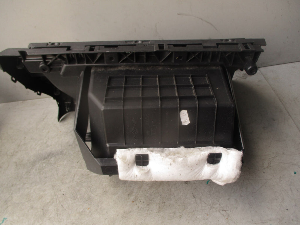 2019 NISSAN MICRA K14 MK5 GLOVEBOX COMPARTMENT BOX 685105FF1A