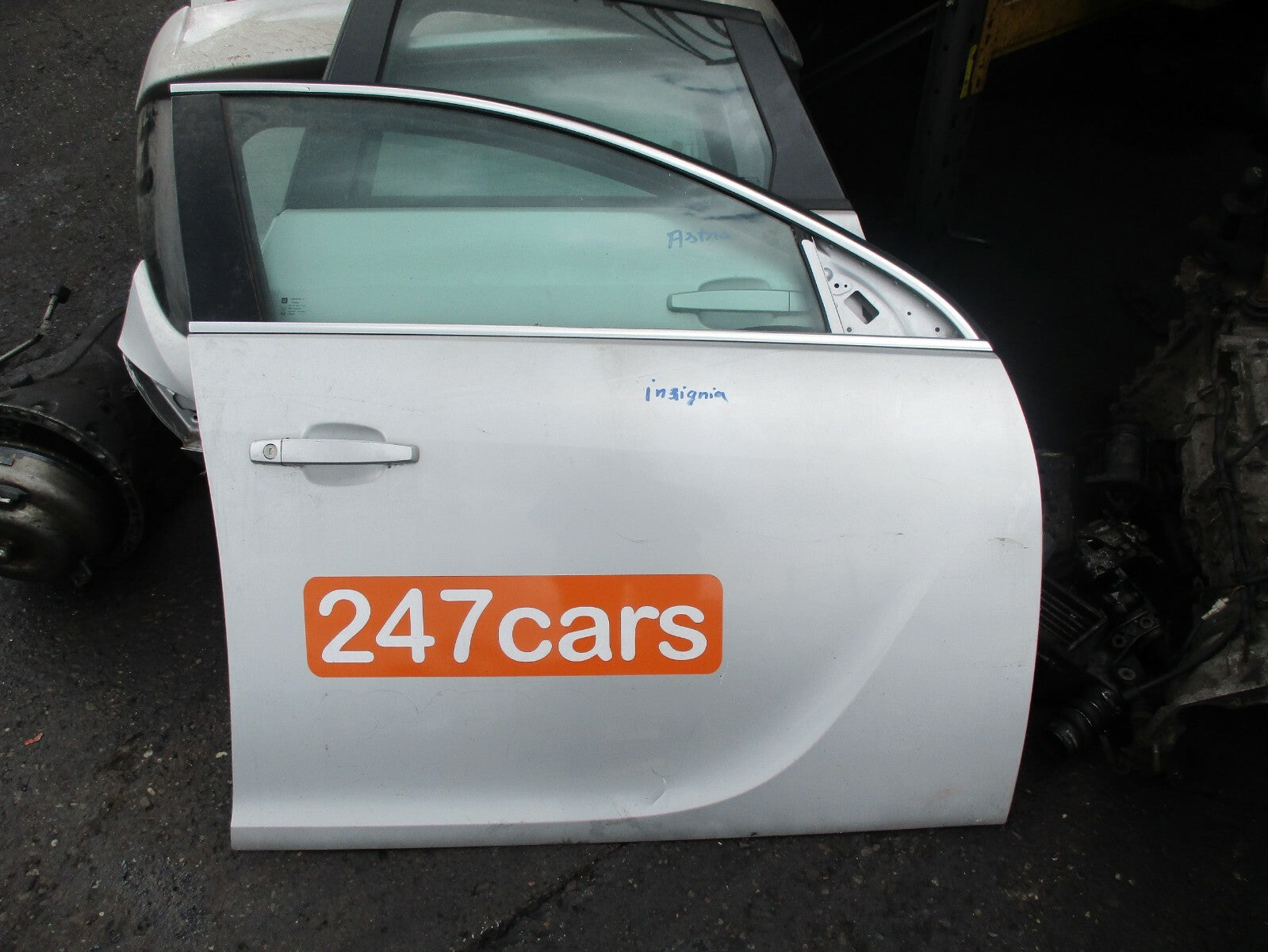 VAUXHALL INSIGNIA A (MK1) OSF DRIVER SIDE FRONT BARE DOOR SILVER Z176