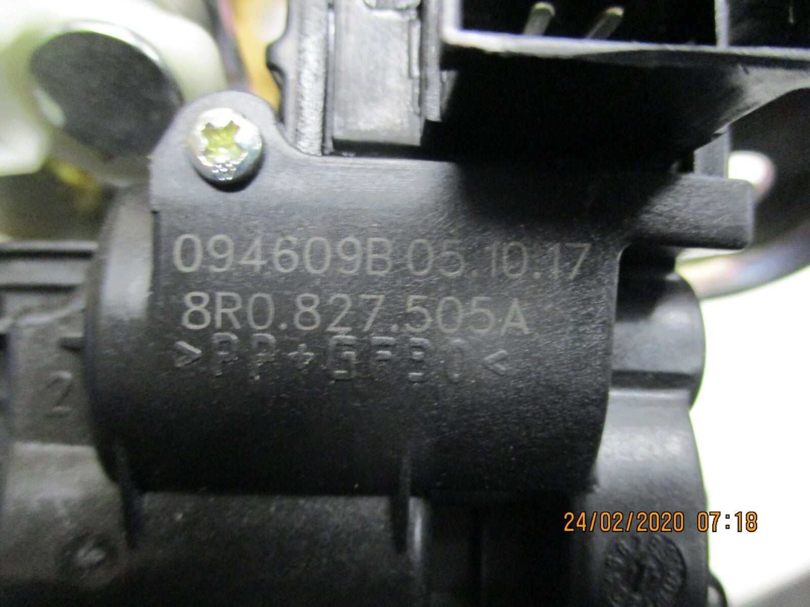 AUDI A1 MK1 8X 2017 REAR BOOT LID TAILGATE LOCK MECH MECHANISM 8R0827505A