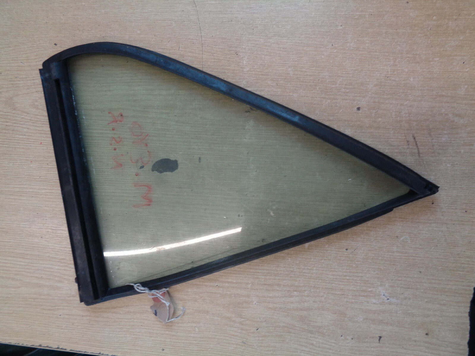 MITSUBISHI EVO 3 1996 2.0 T NSR PASSENGER SIDE REAR QUARTER GLASS
