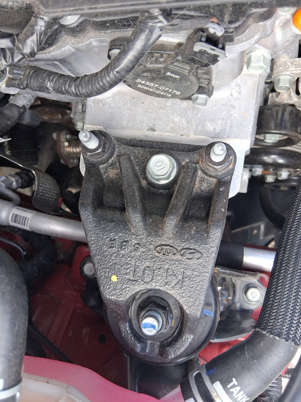 2026 HYUNDAI I20 MK3 1.0 PETROL OSF DRIVER SIDE FRONT ENGINE MOUNT 2K MILES