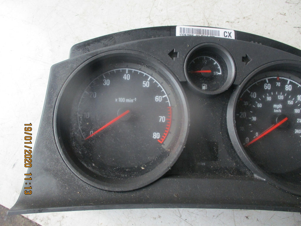 VAUXHALL ZAFIRA B 2008 CLOCKS SPEEDO INSTRUMENT CLUSTER DIALS UNIT 13267556
