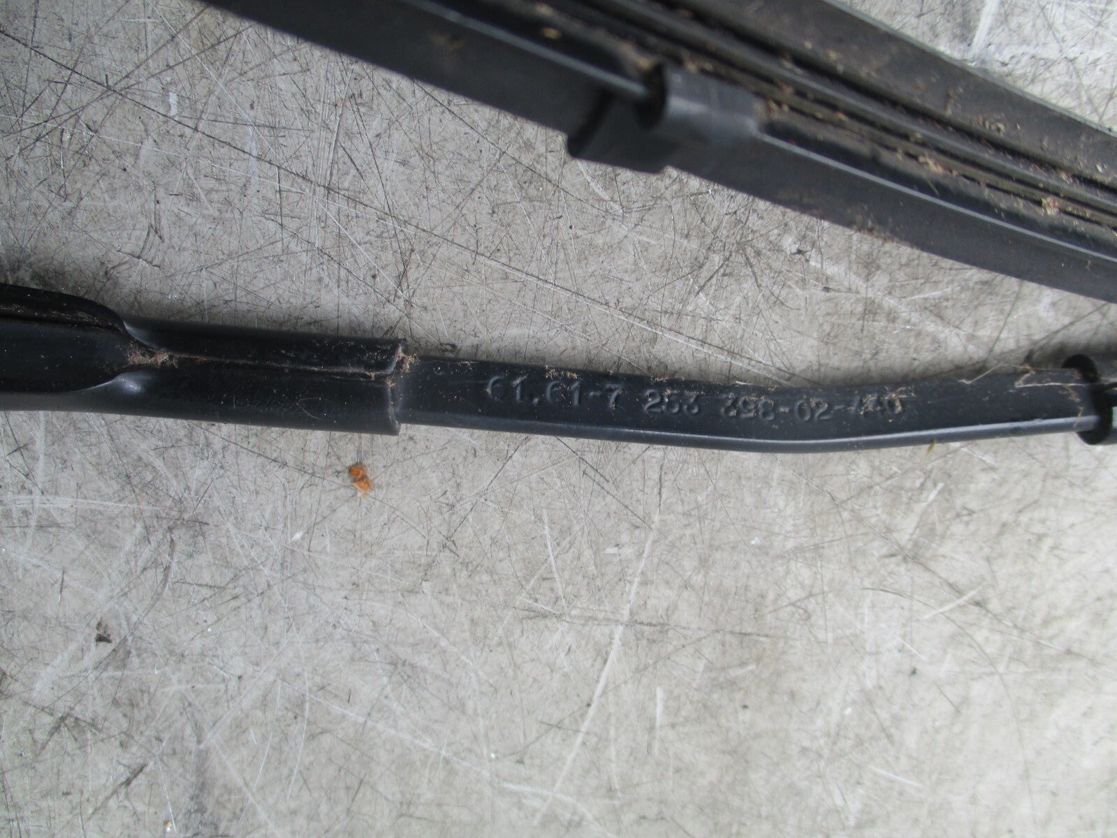 2010 BMW WINDOW WIPER BLADE 61 61-7 253