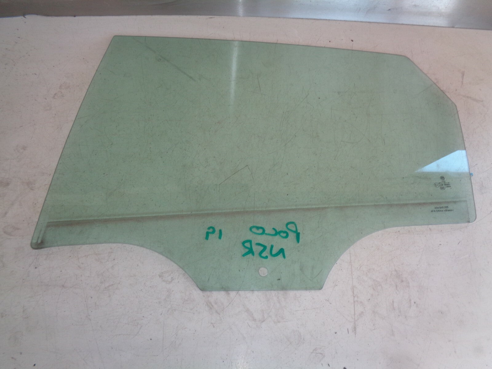 VW VOLKSWAGEN POLO MK6 AW 2019 NSR PASSENGER SIDE REAR DOOR WINDOW GLASS