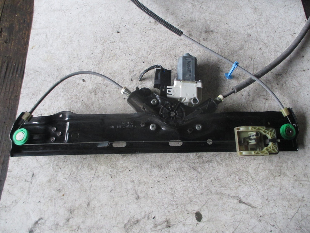 JAGUAR XE 2016 OSF DRIVER SIDE FRONT WINDOW MOTOR REGULATOR GX7323200AC