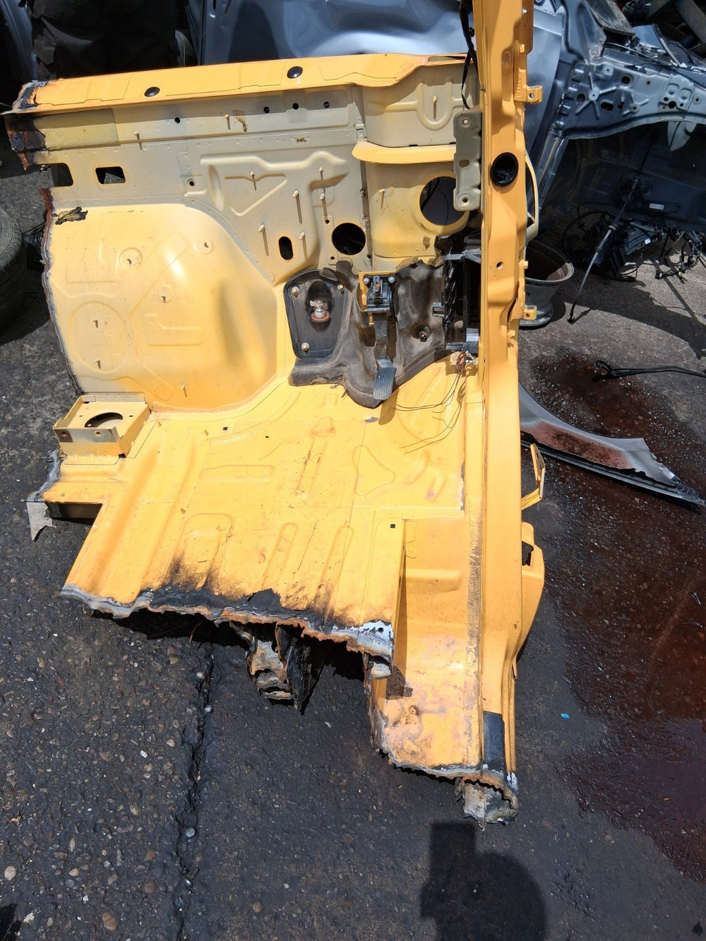 2020 MERCEDES BENZ SPRINTER W907 OSF DRIVER SIDE FRONT RIGHT QUARTER CUT PANEL
