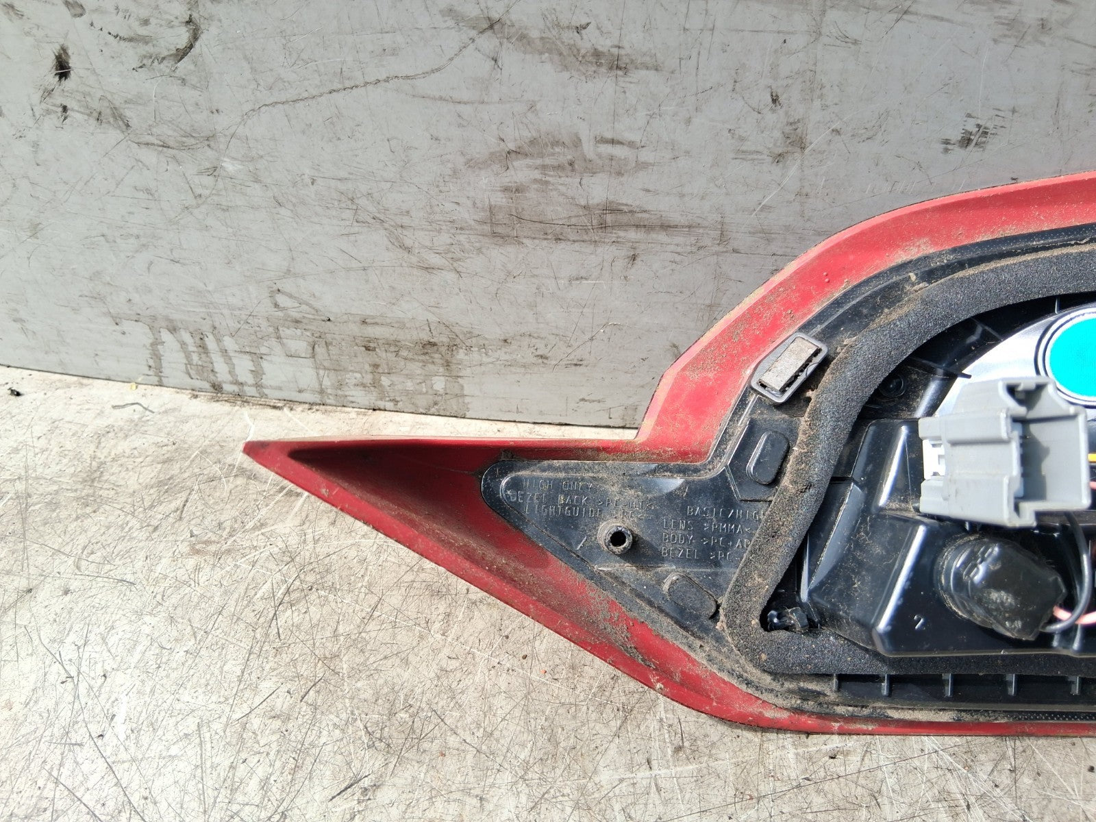 FORD FIESTA 2021 MK8 NSR PASSENGER SIDE REAR LEFT INNER TAIL LIGHT