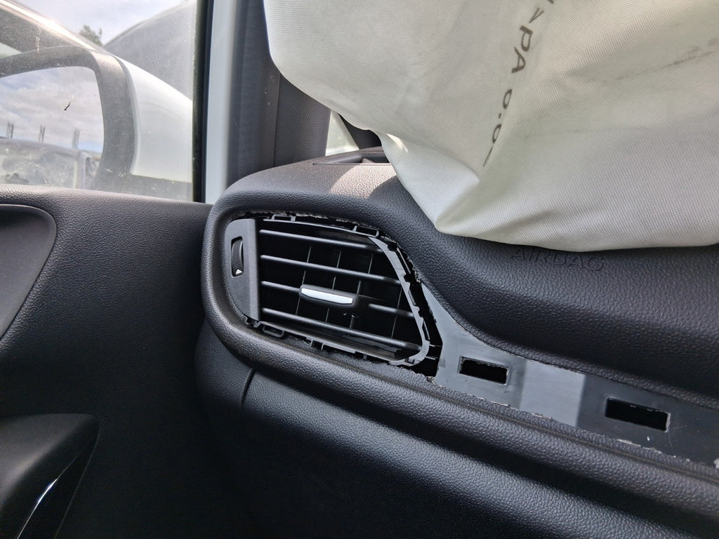 2023 FORD FIESTA MK8 NSF PASSENGER SIDE FRONT LEFT AIR VENT
