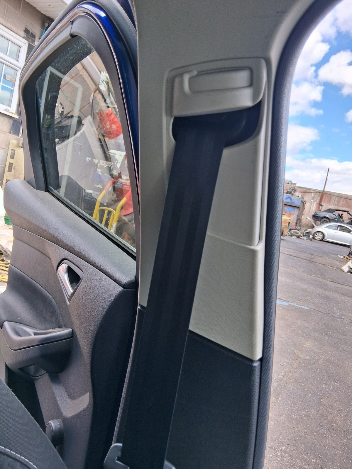2015 FORD FOCUS MK3 HATCHBACK NSF PASSENGER SIDE FRONT SEAT BELT ASSEMBLY