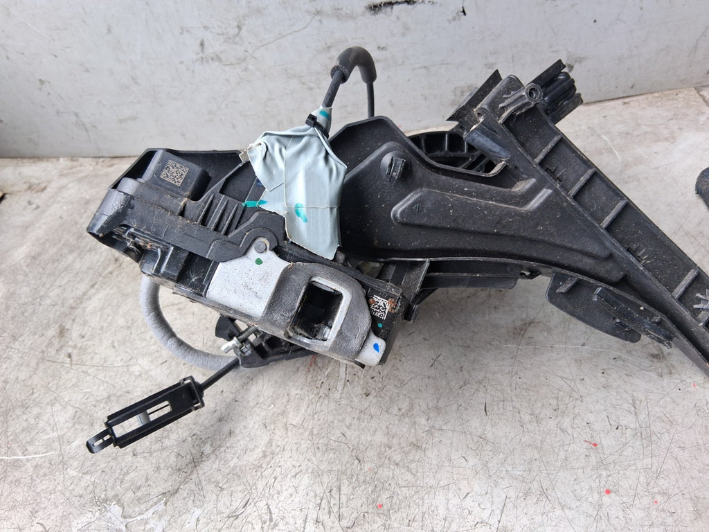 2021 FORD FOCUS MK4 NSR PASSENGER SIDE REAR LEFT DOOR LOCK MECHANISM JX7BA264A27