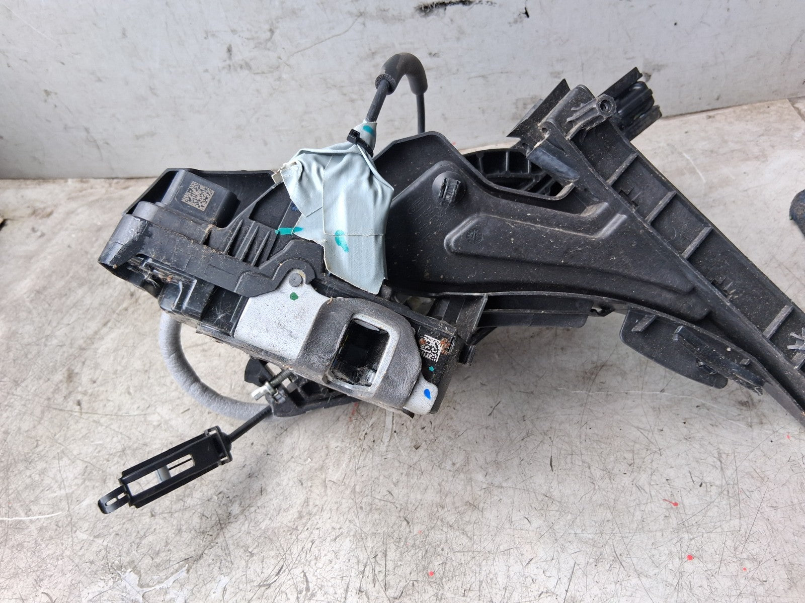 2021 FORD FOCUS MK4 NSR PASSENGER SIDE REAR LEFT DOOR LOCK MECHANISM JX7BA264A27