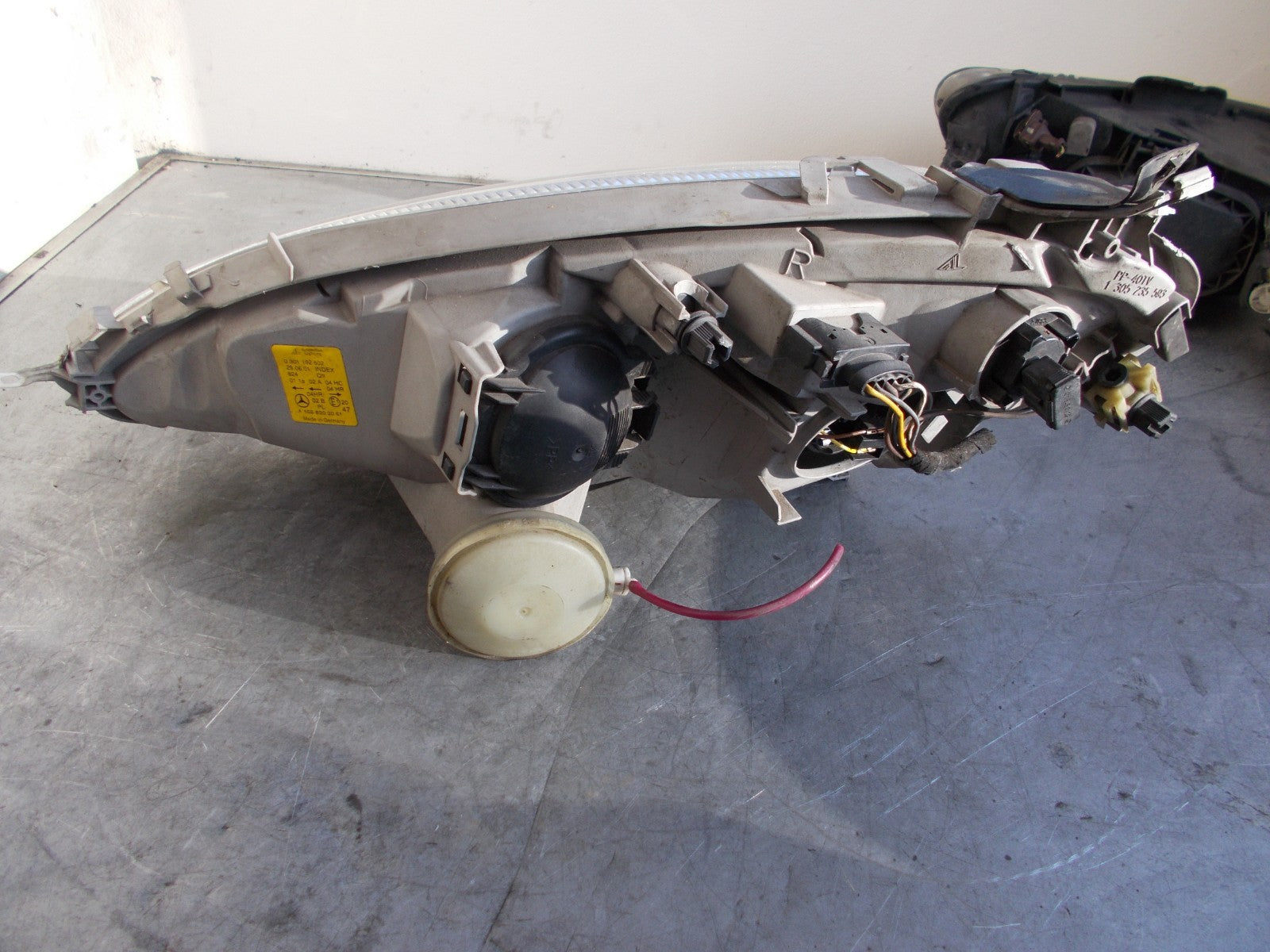 MERCEDES A CLASS A140 2001 OS DRIVER SIDE HEADLIGHT A1688202061