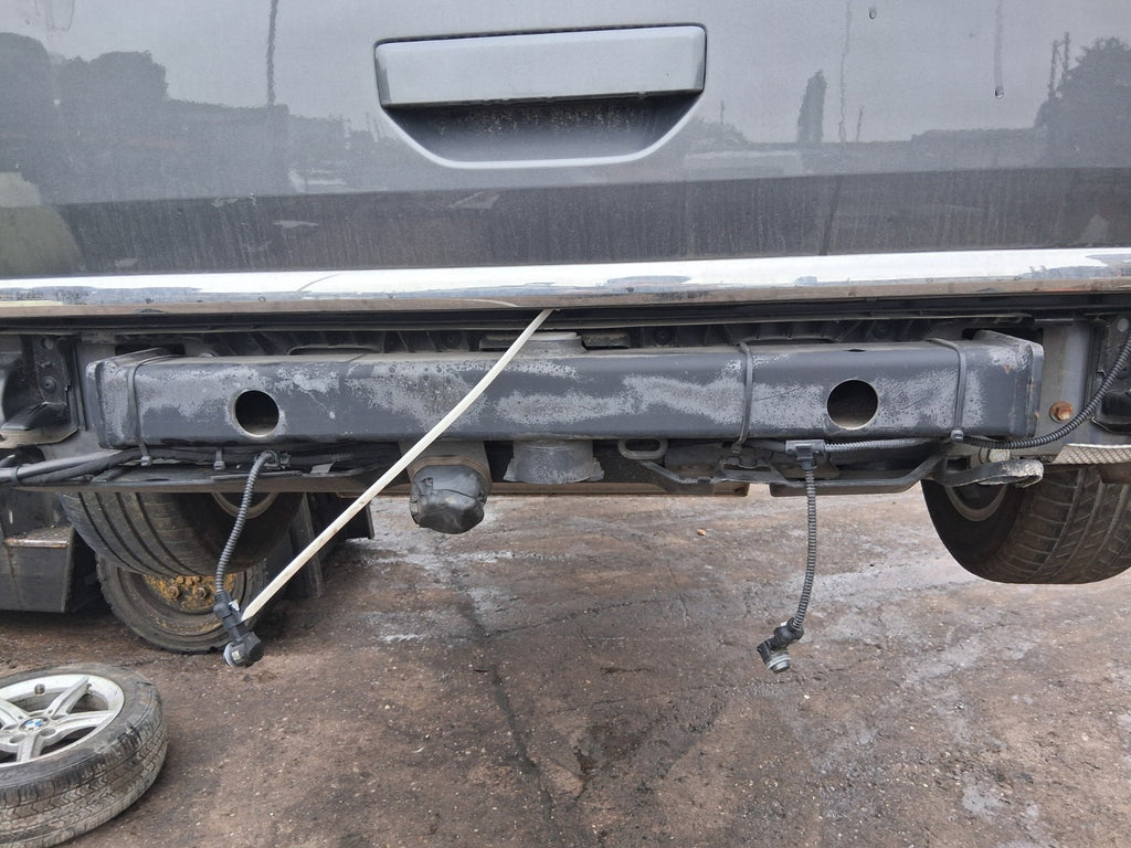 2023 VOLKSWAGEN CARAVELLE T6.1 REAR METAL TOW BAR WITH ELECTRICS 321651600001