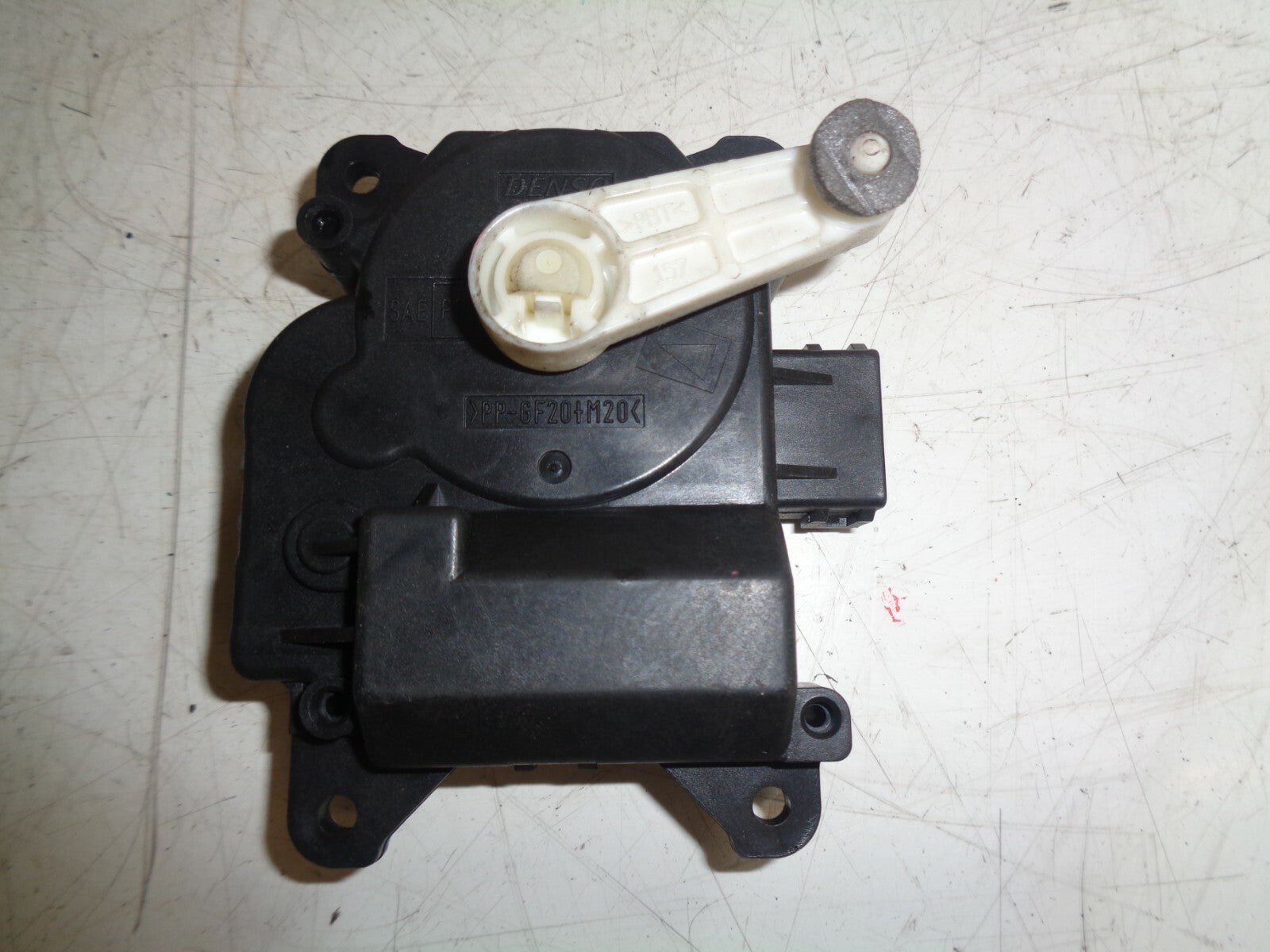 JAGUAR XF 2010 X250 3.0 DIESEL HEATER FLAP CONTROL REGULATOR MOTOR 0638000840