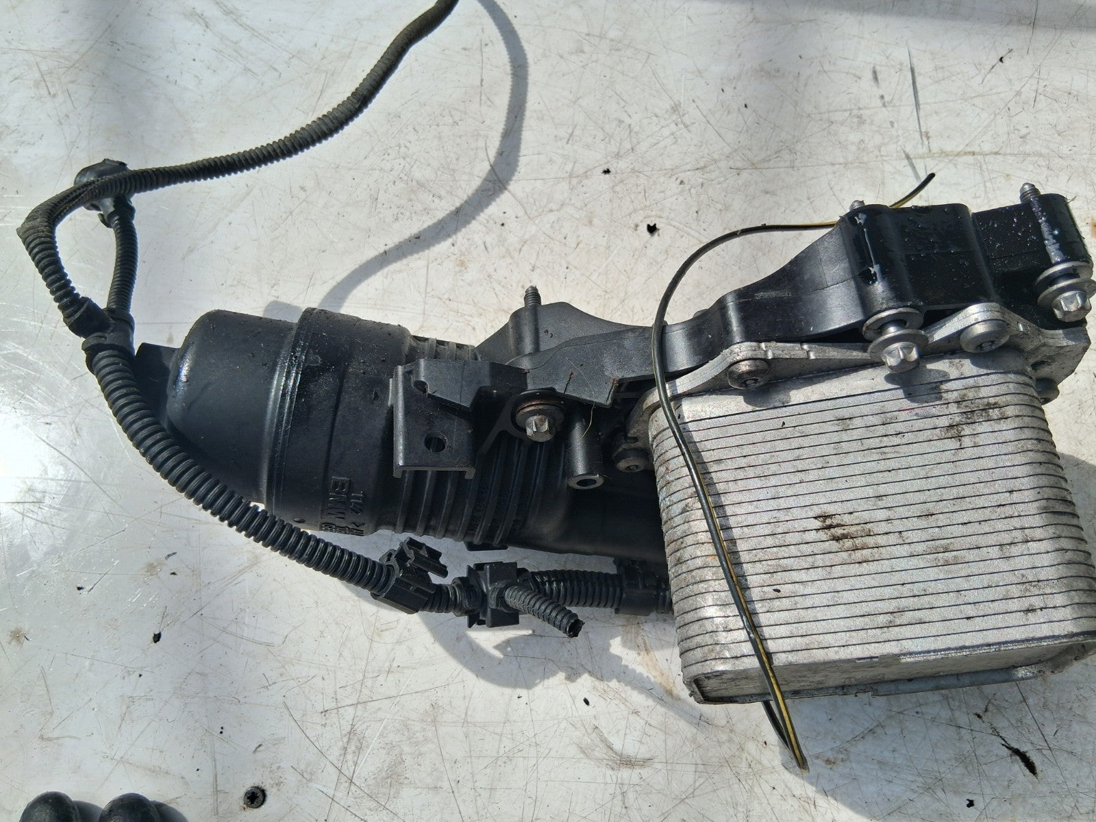 2018 BMW X1 F48 2.0 DIESEL OIL FILTER HOUSING 1185812S01