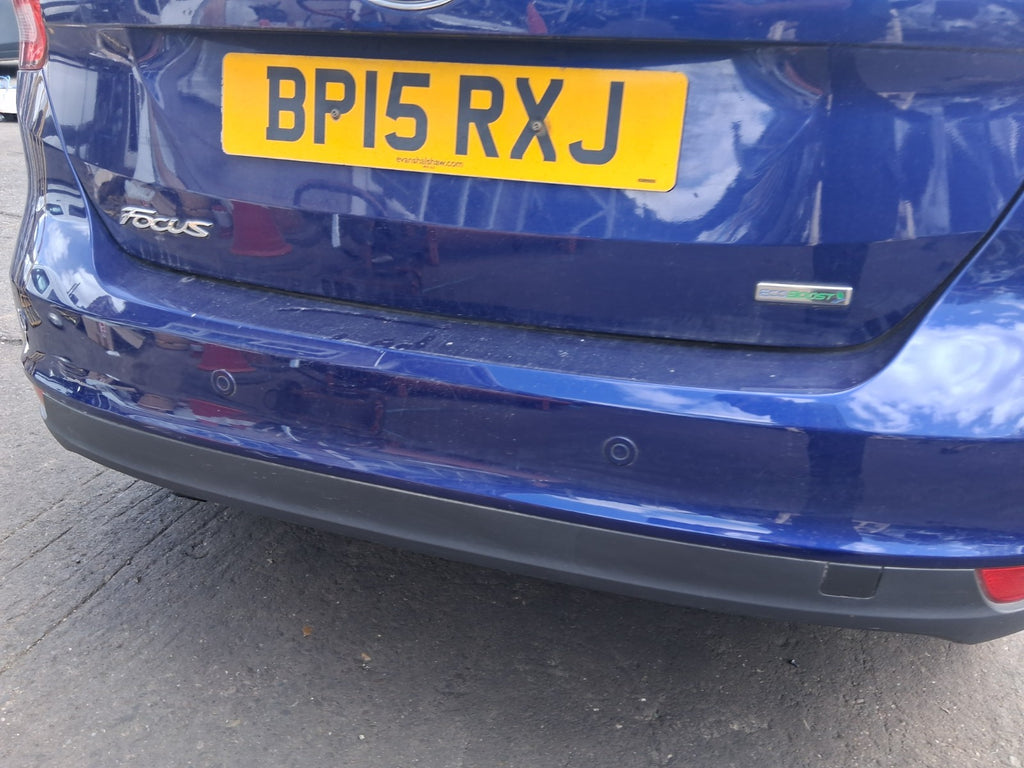 2015 FORD FOCUS MK3 HATCHBACK REAR BUMPER PDC SENSOR DEEP IMPACT BLUE MET HF