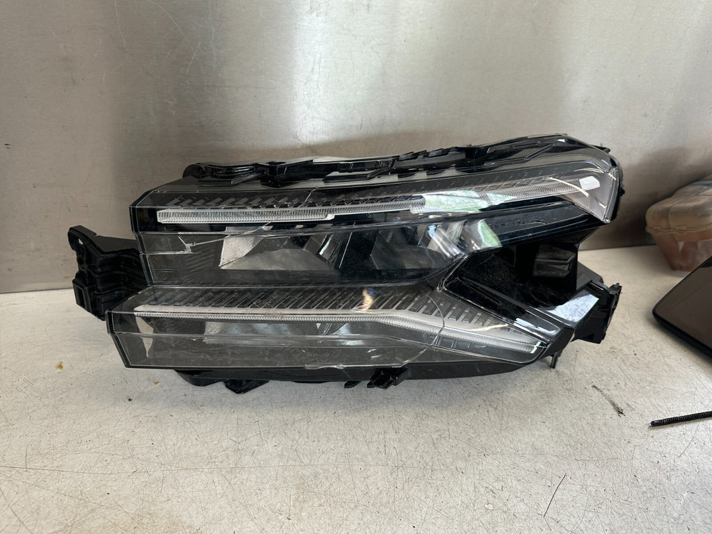 2022 CITROEN C5 AIRCROSS NS PASSENGER FRONT HEADLIGHT LED 9845356080 SPARES