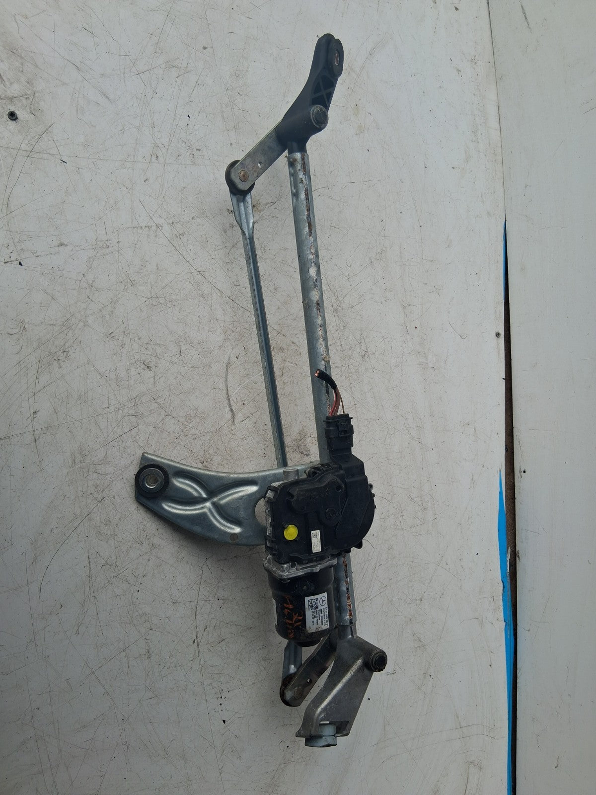 2021 MERCEDES A CLASS WINDSCREEN WIPER MOTOR AND LINKAGE A1778205001