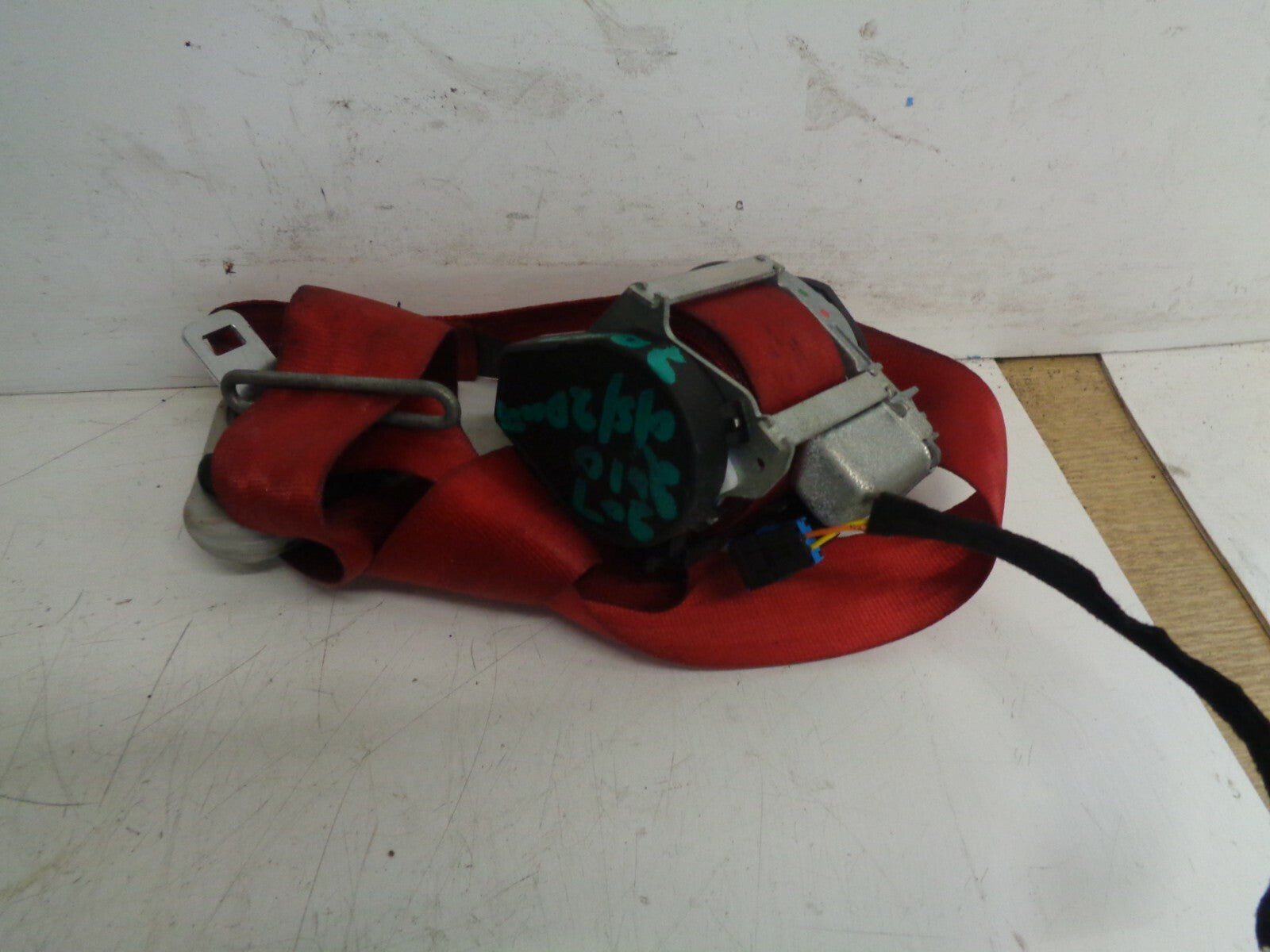 PEUGEOT 207 2010 3 DOOR OSF DRIVER RIGHT SIDE SEAT BELT 96863714