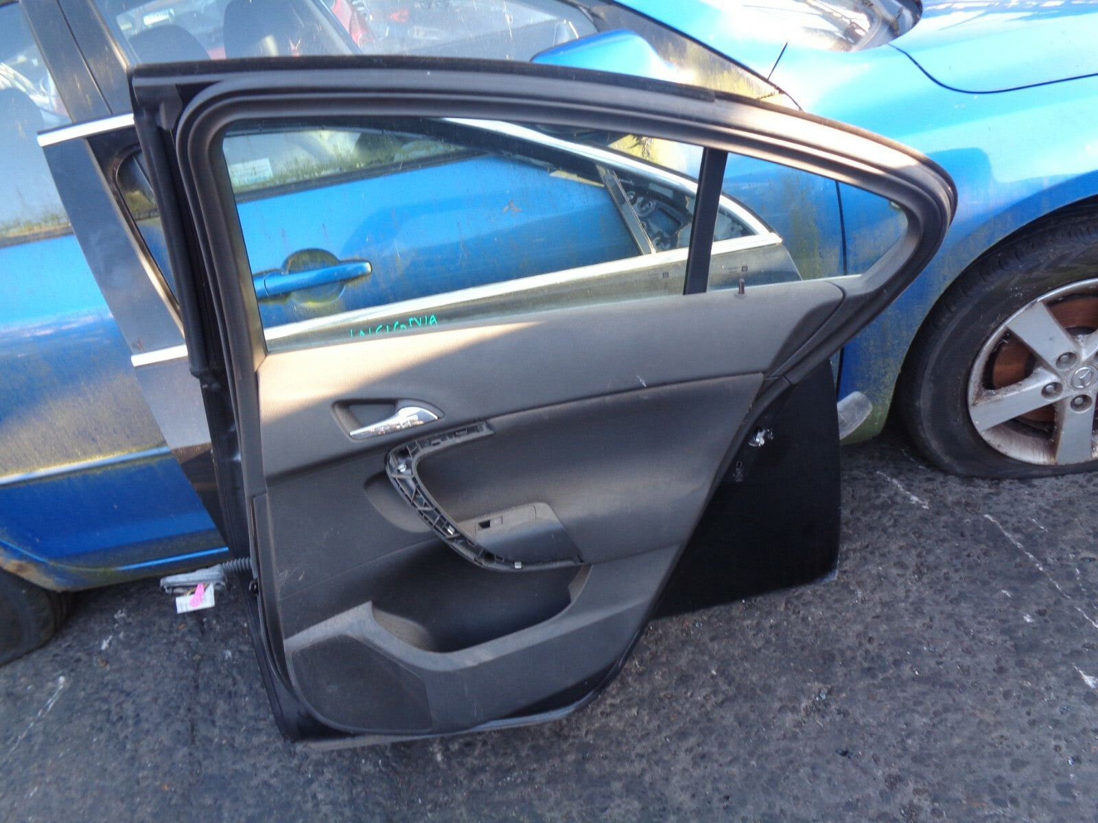 VAUXHALL INSIGNIA 2009 MK1 OSR DRIVER SIDE REAR COMPLETE DOOR BLACK