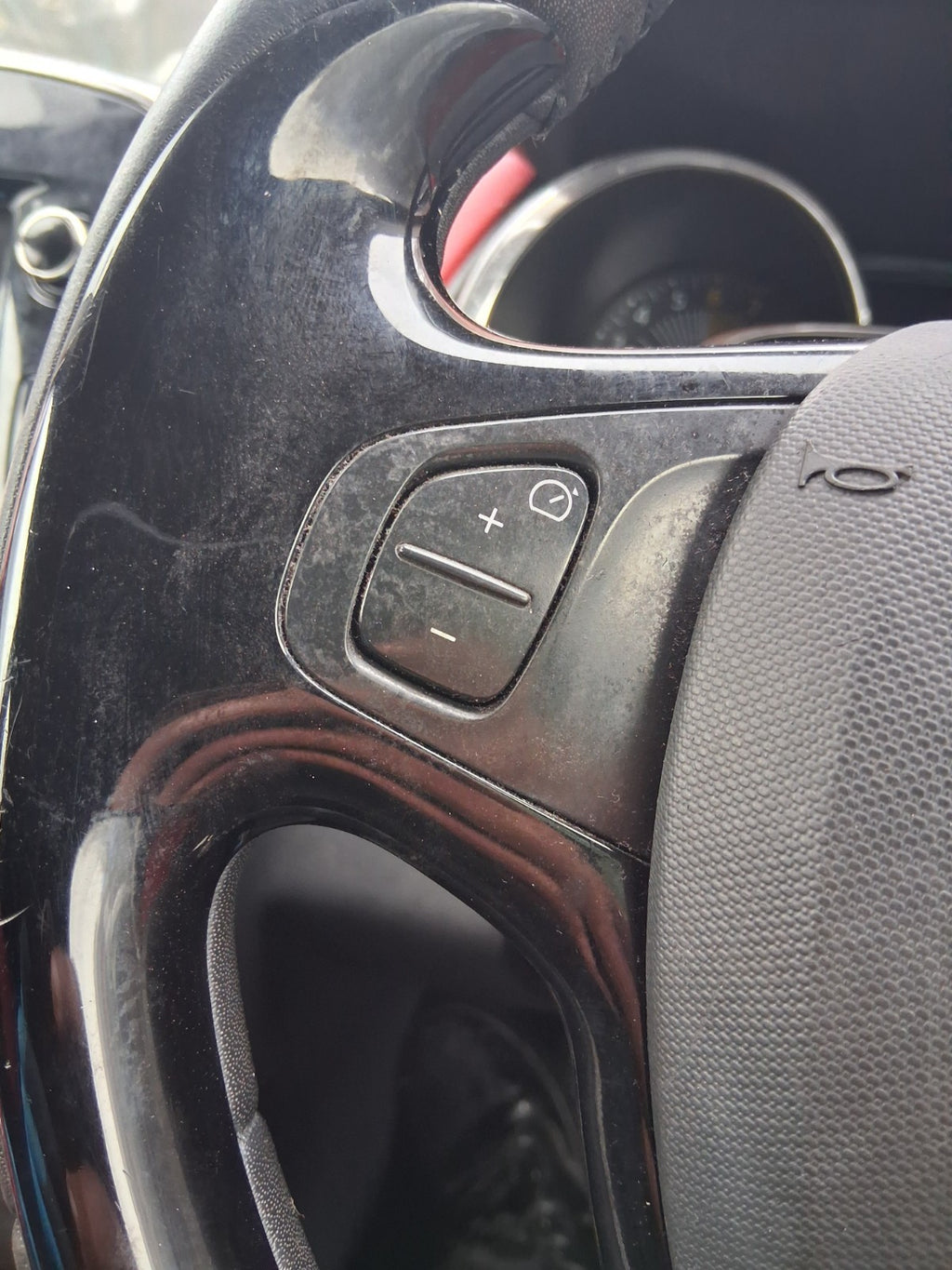 2013 RENAULT CLIO X98 MK4 MULTIFUNCTION STEERING WHEEL WITHOUT AIRBAG BLACK