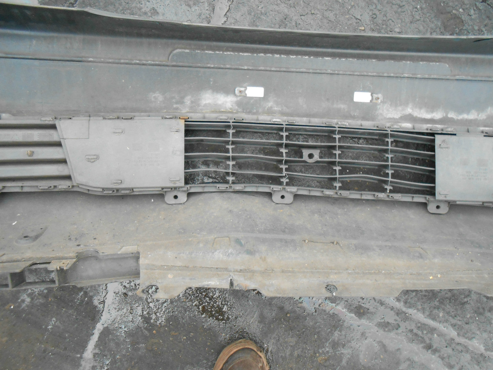 VAUXHALL ZAFIRA A 2000 PRE FACELIFT NON FOG FRONT BUMPER & GRILL DARK BLUE